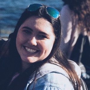 Meet your Posher, Alyssa